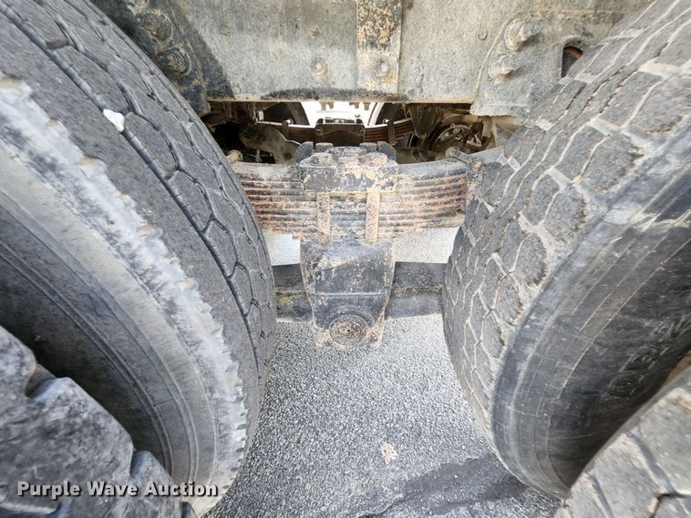image for item MK9179 1999 Sterling LT7501  dump truck