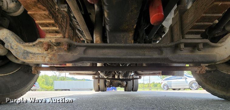 image for item MK9179 1999 Sterling LT7501  dump truck