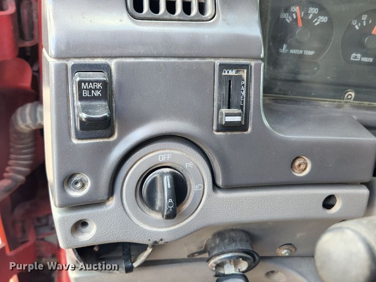 image for item MK9179 1999 Sterling LT7501  dump truck