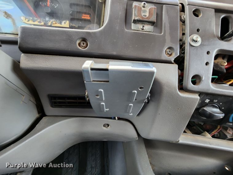 image for item MK9179 1999 Sterling LT7501  dump truck