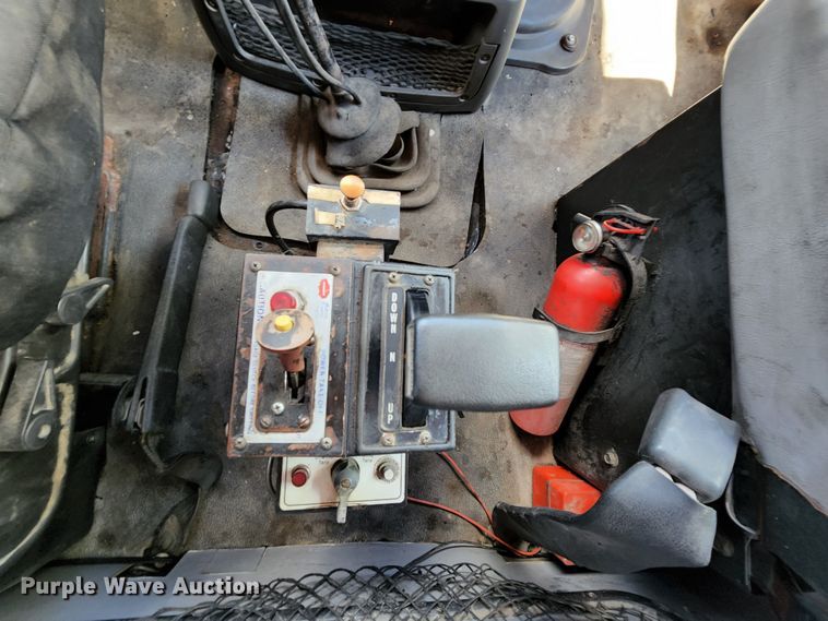 image for item MK9179 1999 Sterling LT7501  dump truck