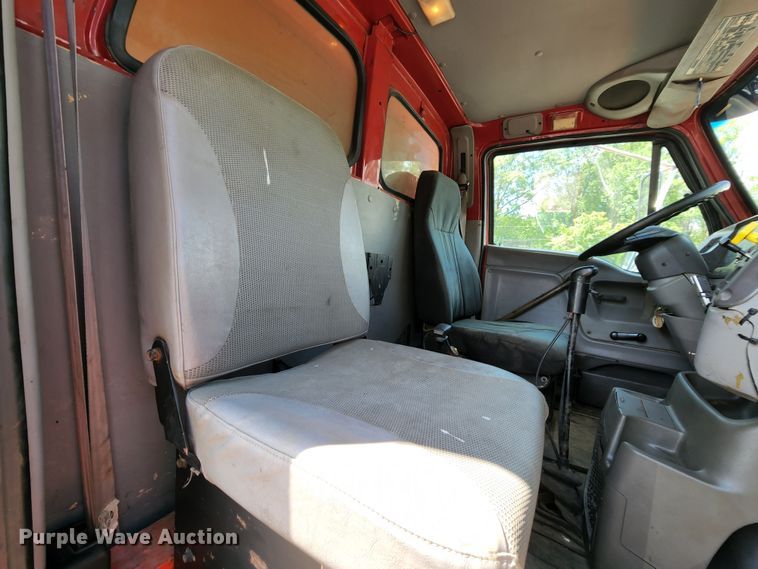 image for item MK9179 1999 Sterling LT7501  dump truck