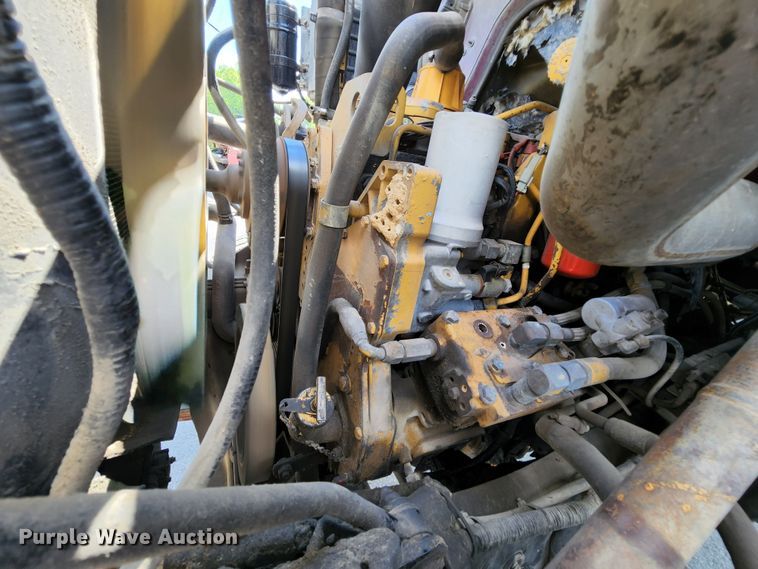 image for item MK9179 1999 Sterling LT7501  dump truck