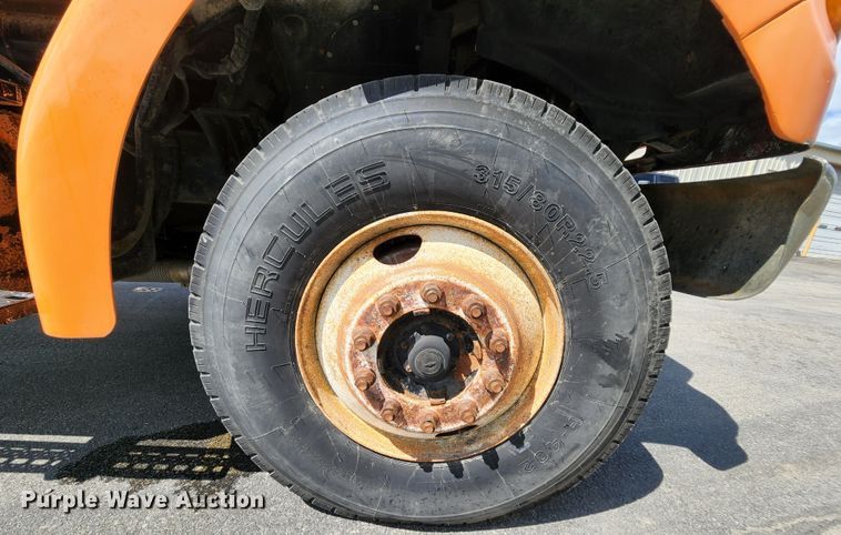 image for item MK9179 1999 Sterling LT7501  dump truck