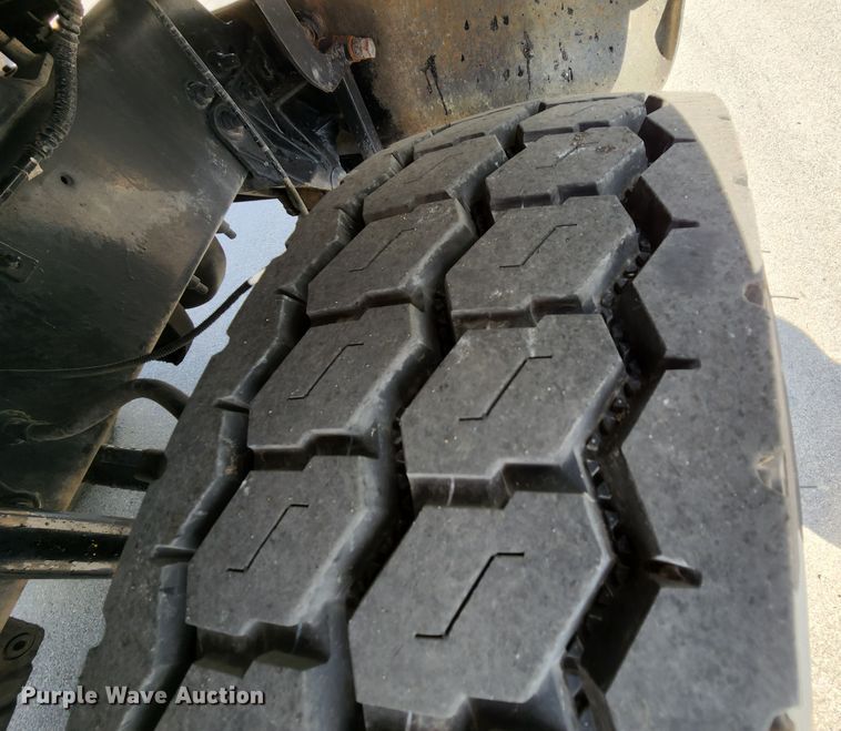 image for item MK9179 1999 Sterling LT7501  dump truck