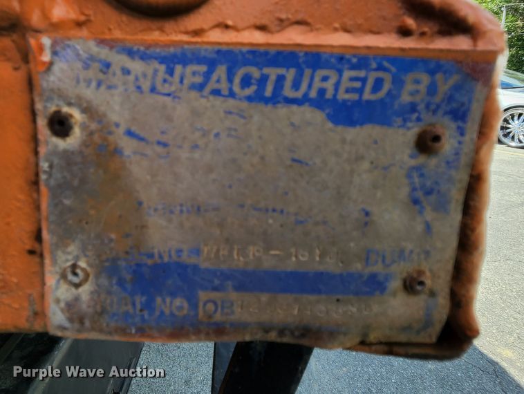 image for item MK9179 1999 Sterling LT7501  dump truck