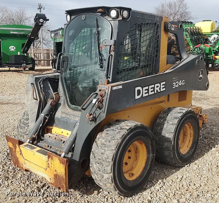image for item MM9965 2019 John Deere 325G  skid steer loader