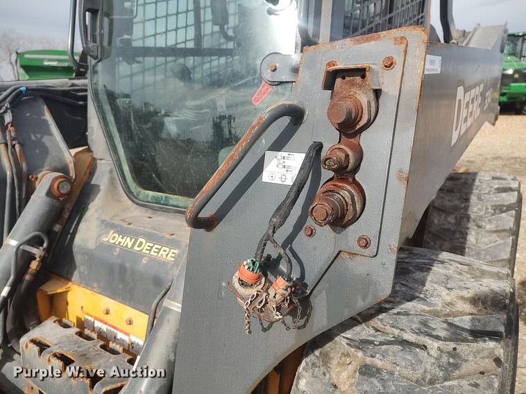 image for item MM9965 2019 John Deere 325G  skid steer loader