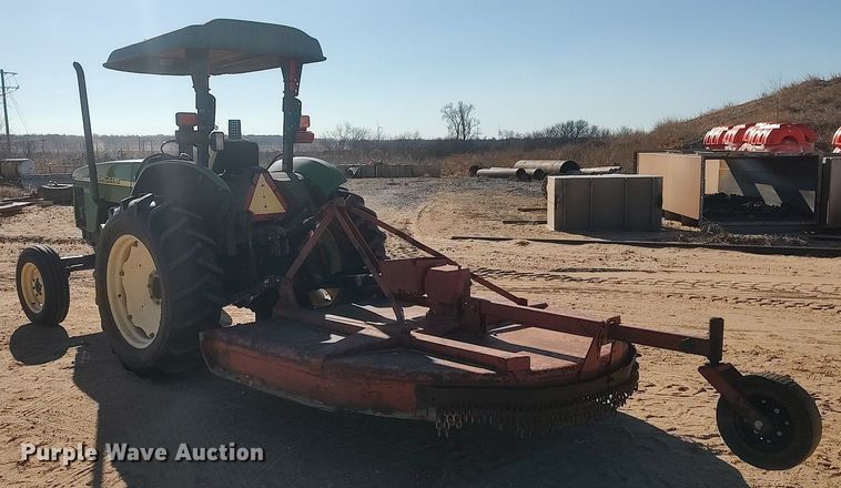 image for item MN9027 2002 John Deere 5220  tractor