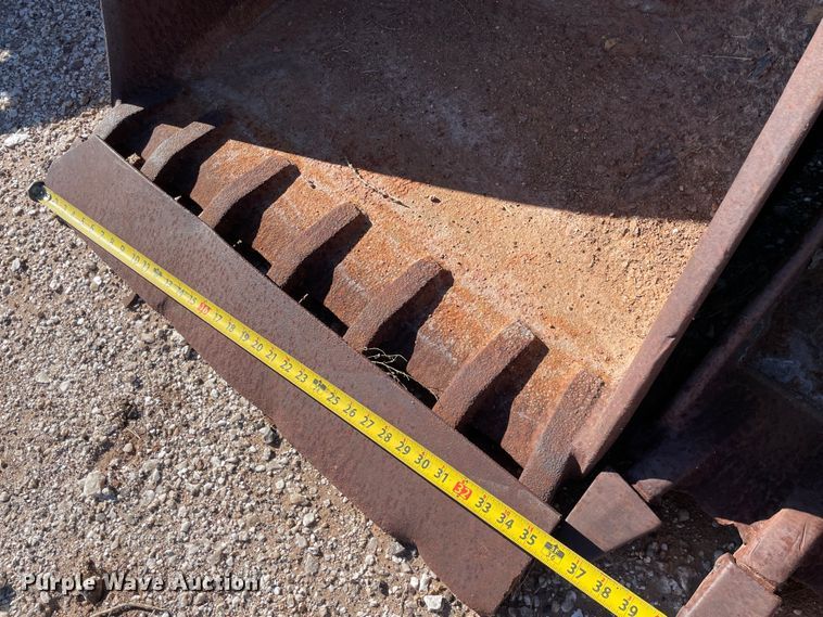 image for item MP9070 (8) backhoe buckets