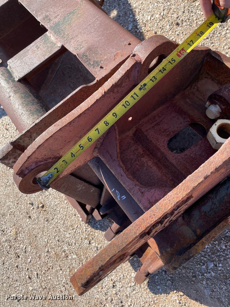 image for item MP9070 (8) backhoe buckets