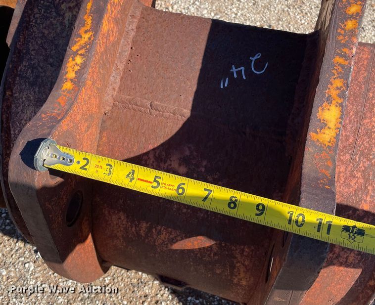 image for item MP9070 (8) backhoe buckets