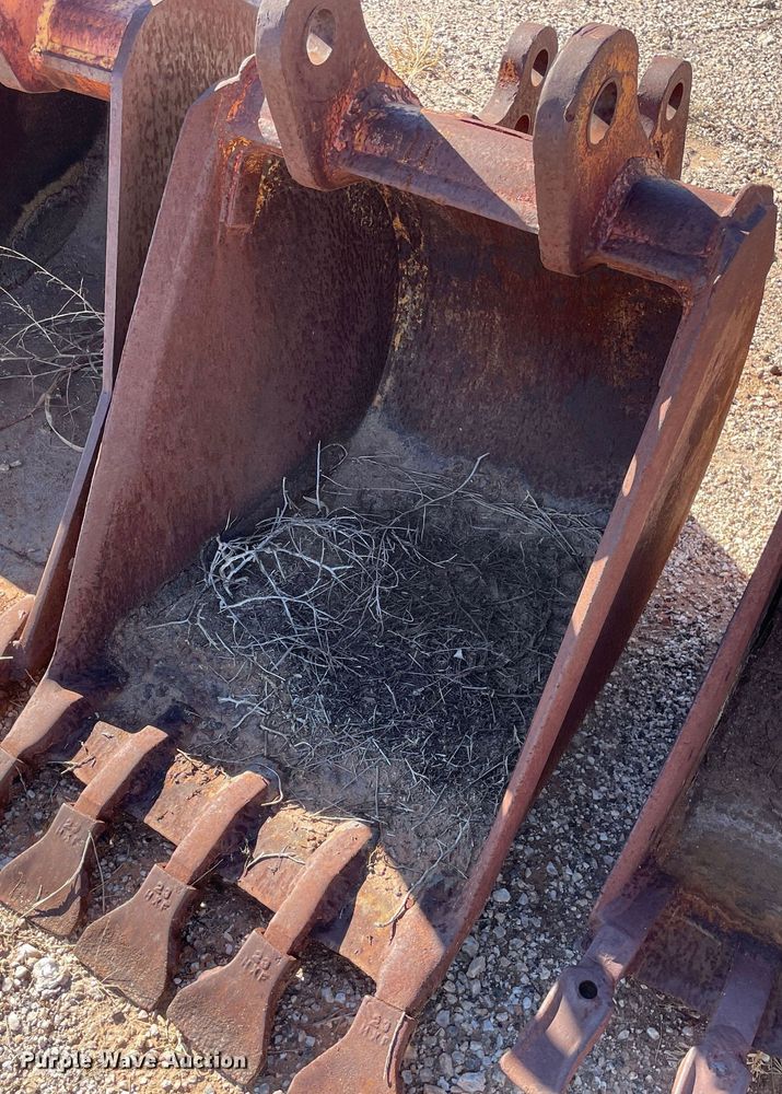 image for item MP9070 (8) backhoe buckets