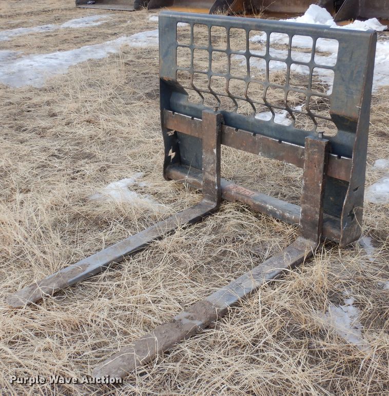 image for item MR9701 Bobcat  skid steer forks