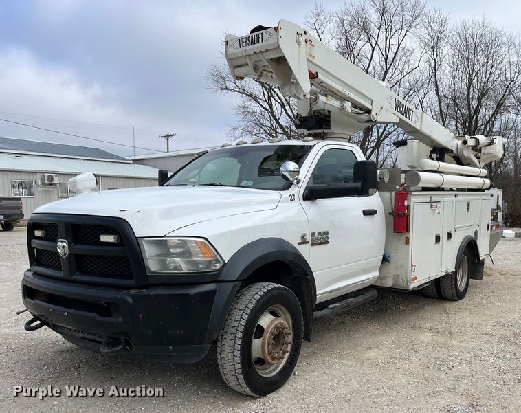 image for item MW9456 2016 Dodge Ram 5500HD  bucket truck