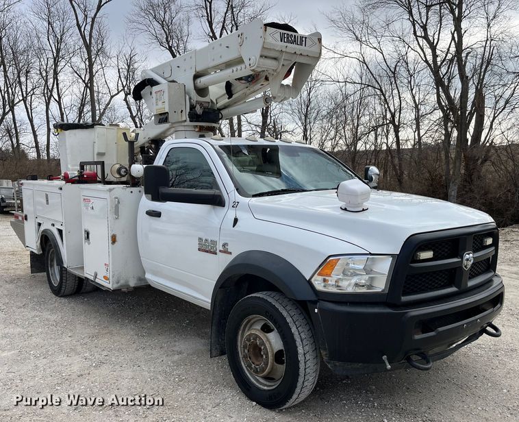 image for item MW9456 2016 Dodge Ram 5500HD  bucket truck