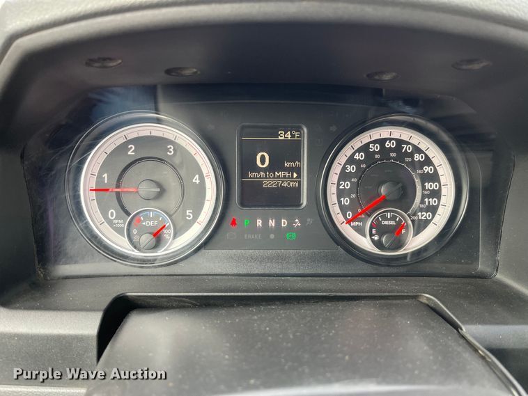 image for item MW9456 2016 Dodge Ram 5500HD  bucket truck