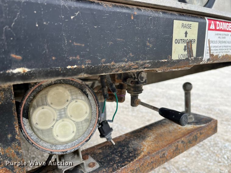 image for item MW9456 2016 Dodge Ram 5500HD  bucket truck