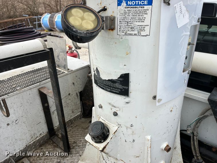 image for item MW9456 2016 Dodge Ram 5500HD  bucket truck