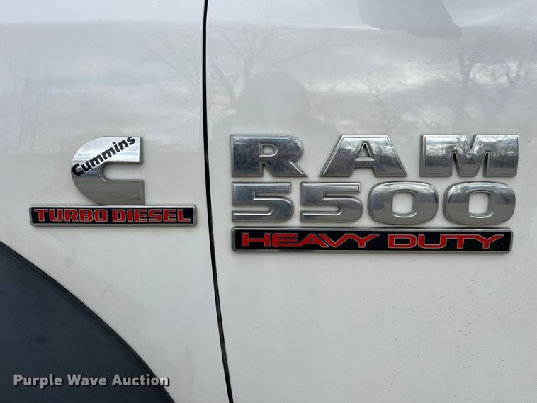 image for item MW9456 2016 Dodge Ram 5500HD  bucket truck