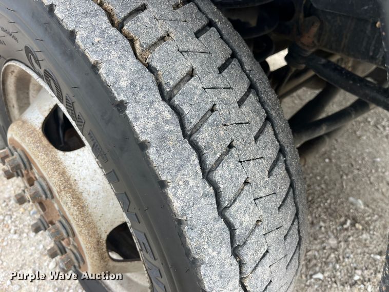 image for item MW9456 2016 Dodge Ram 5500HD  bucket truck