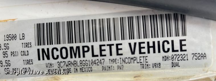 image for item MW9456 2016 Dodge Ram 5500HD  bucket truck