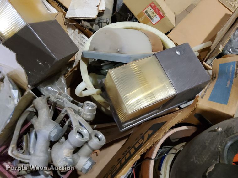 image for item DJ6138 Tools