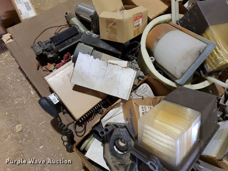 image for item DJ6138 Tools