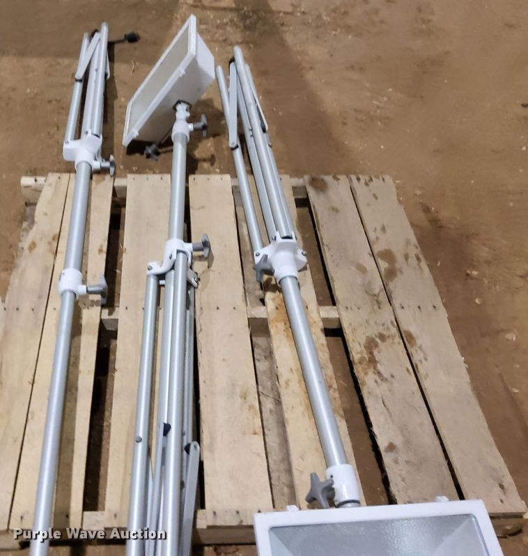 image for item DJ6138 Tools