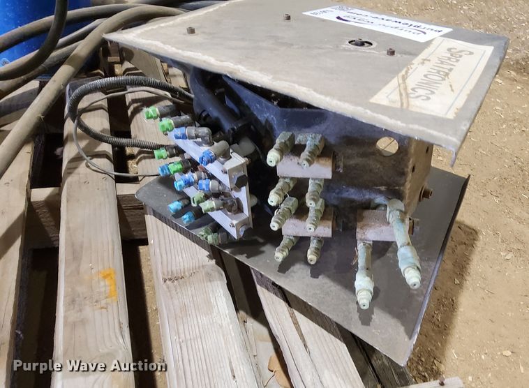 image for item DJ6139 (3) sprayers