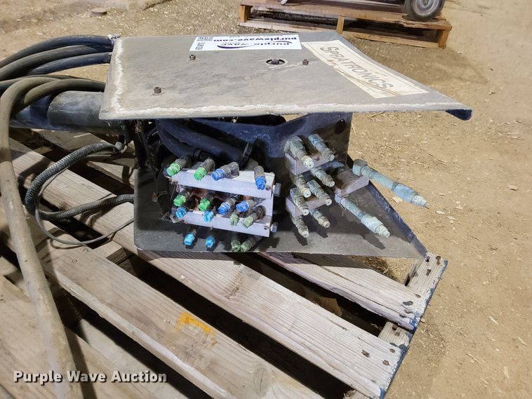 image for item DJ6139 (3) sprayers