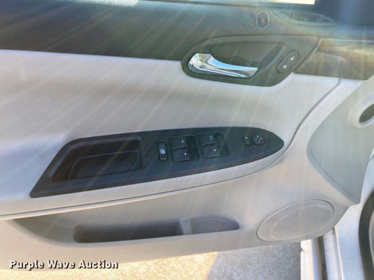 image for item DJ6143 2012 Chevrolet Impala 