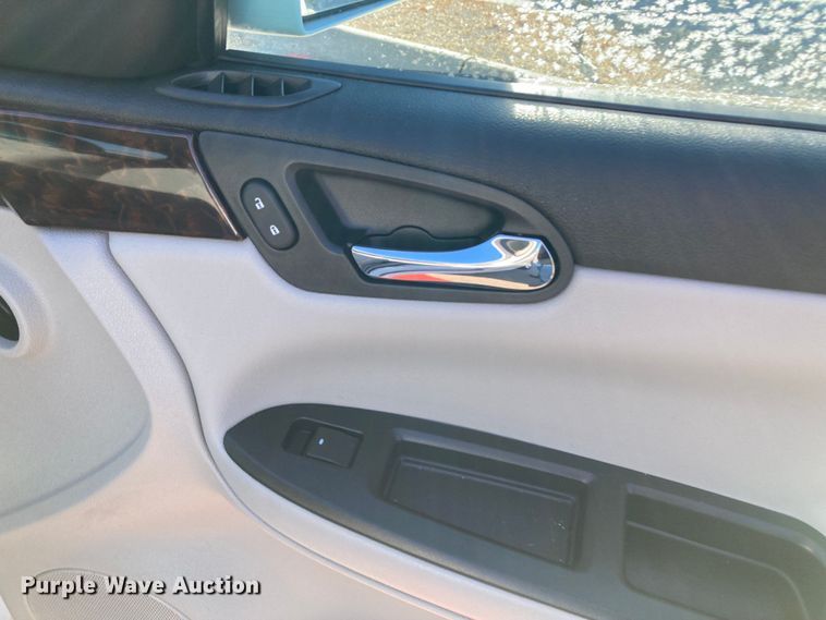 image for item DJ6143 2012 Chevrolet Impala 