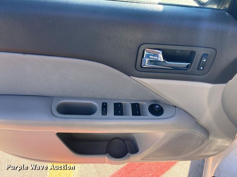 image for item DJ6144 2012 Ford Fusion 