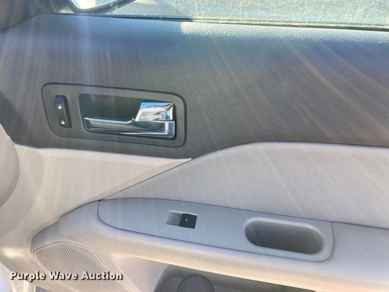 image for item DJ6144 2012 Ford Fusion 