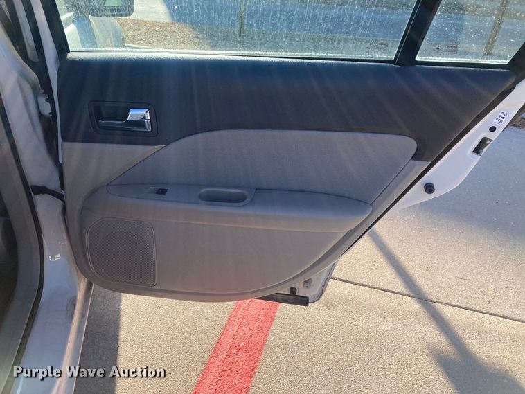 image for item DJ6144 2012 Ford Fusion 