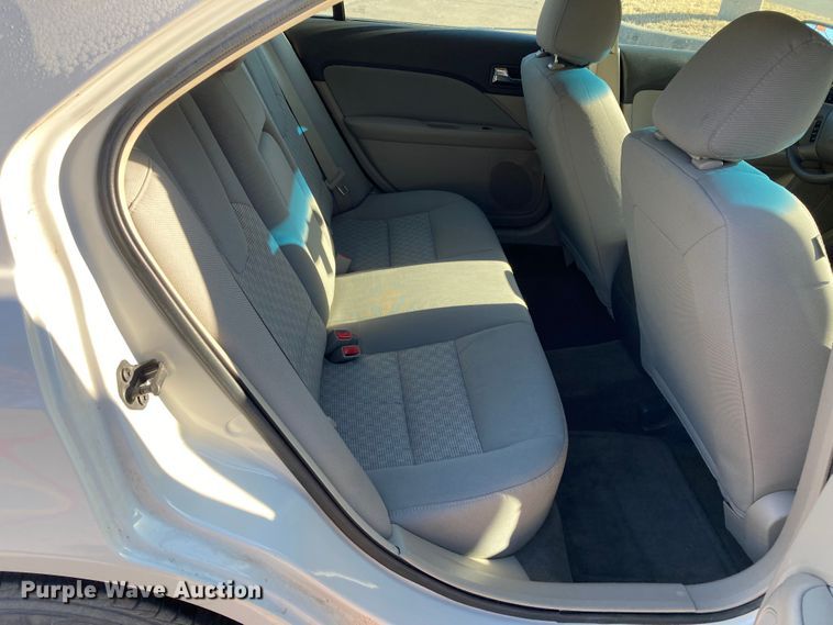 image for item DJ6144 2012 Ford Fusion 