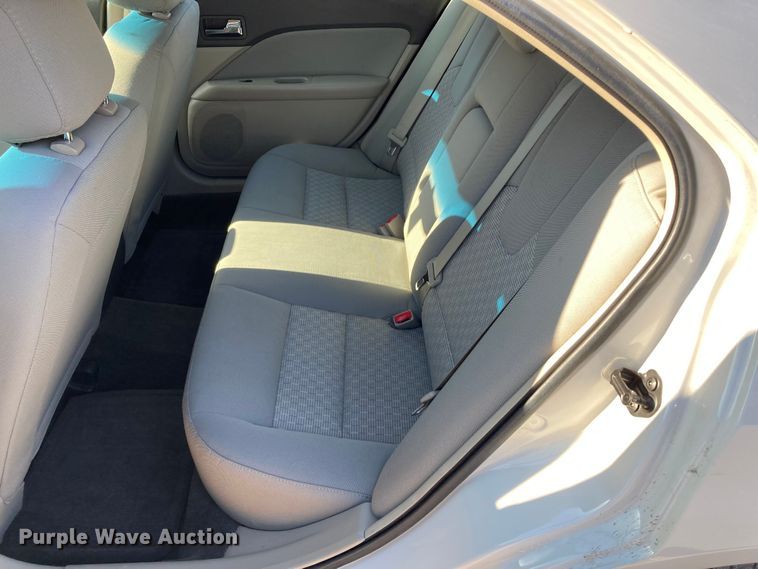 image for item DJ6144 2012 Ford Fusion 