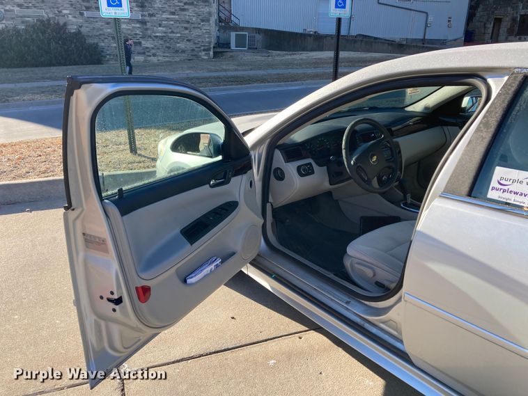 image for item DJ6145 2012 Chevrolet Impala