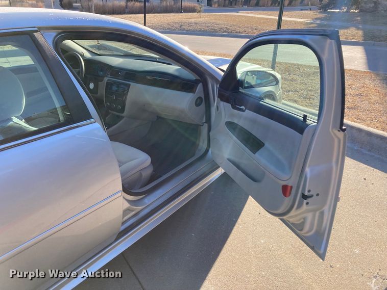 image for item DJ6145 2012 Chevrolet Impala