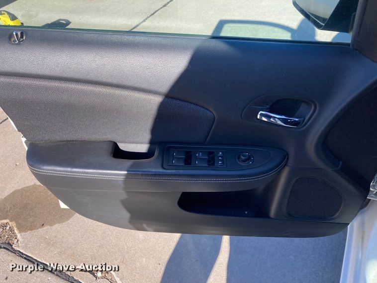 image for item DJ6146 2013 Dodge Avenger