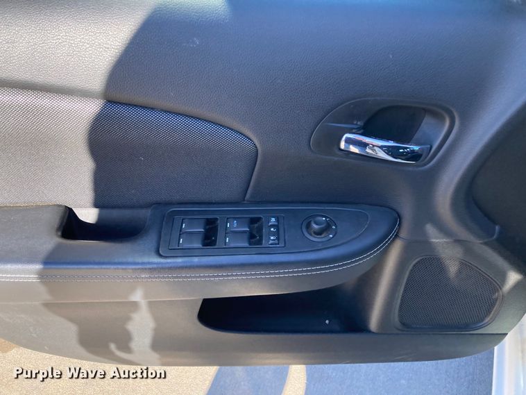 image for item DJ6146 2013 Dodge Avenger