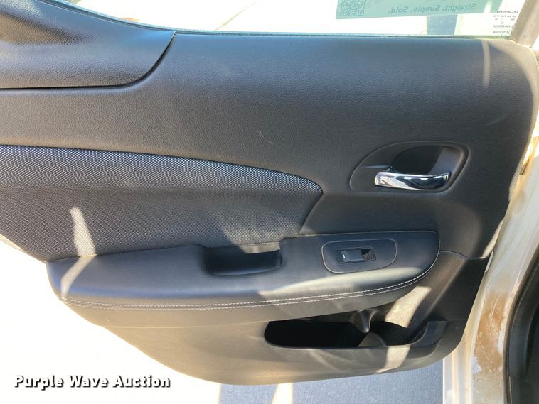 image for item DJ6146 2013 Dodge Avenger