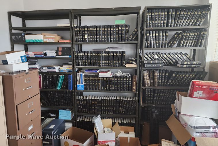 image for item DJ8999 Texas state law and code books