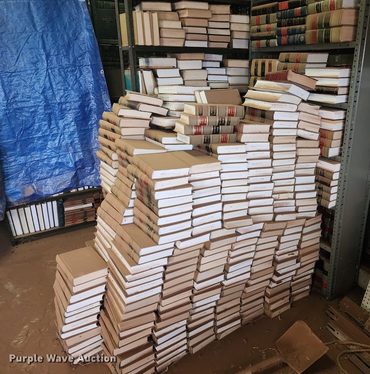 image for item DJ8999 Texas state law and code books