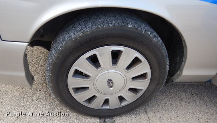 image for item DK7503 2011 Ford Crown Victoria Police Interceptor