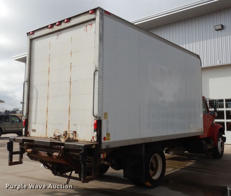 image for item DK7508 1998 International 4700  box truck