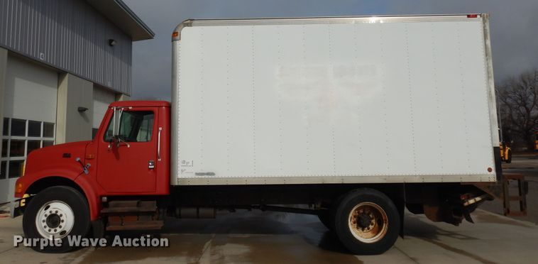 image for item DK7508 1998 International 4700  box truck