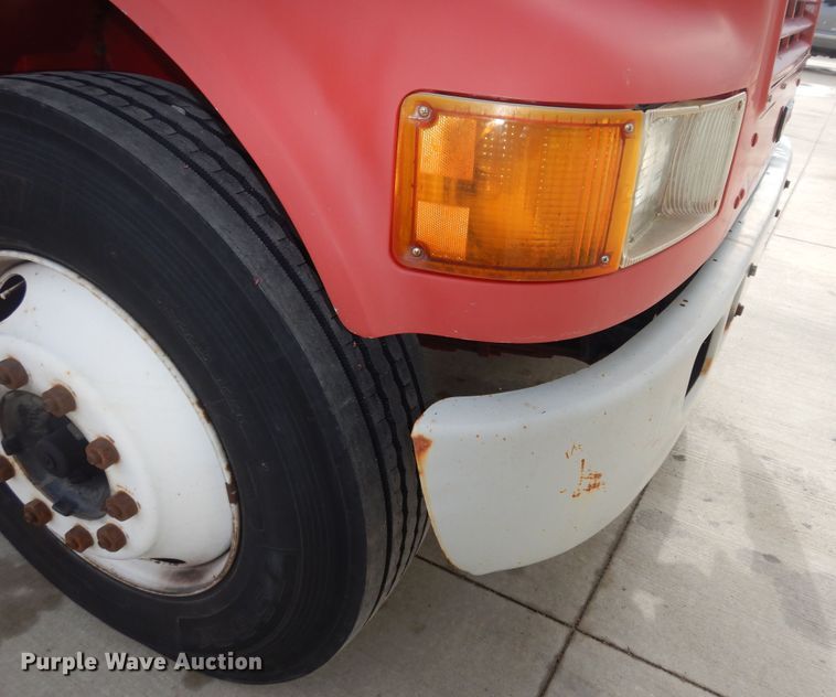 image for item DK7508 1998 International 4700  box truck