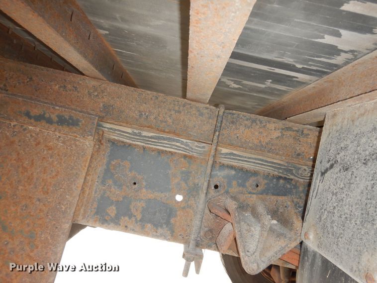 image for item DK7508 1998 International 4700  box truck